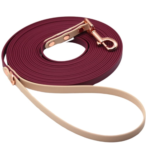Wiśniowa smycz z BioThane